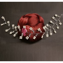 Accesoriu modern pentru decor par WED14 Argintiu cu cristale si perle de 35cm